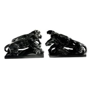 Paire de Sculptures de Lionnes Art Déco
