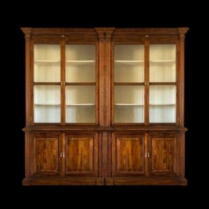 Paire de bibliothèques / vaisseliers en teck de style colonial