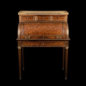 Bureau à cylindre de style Louis XVI