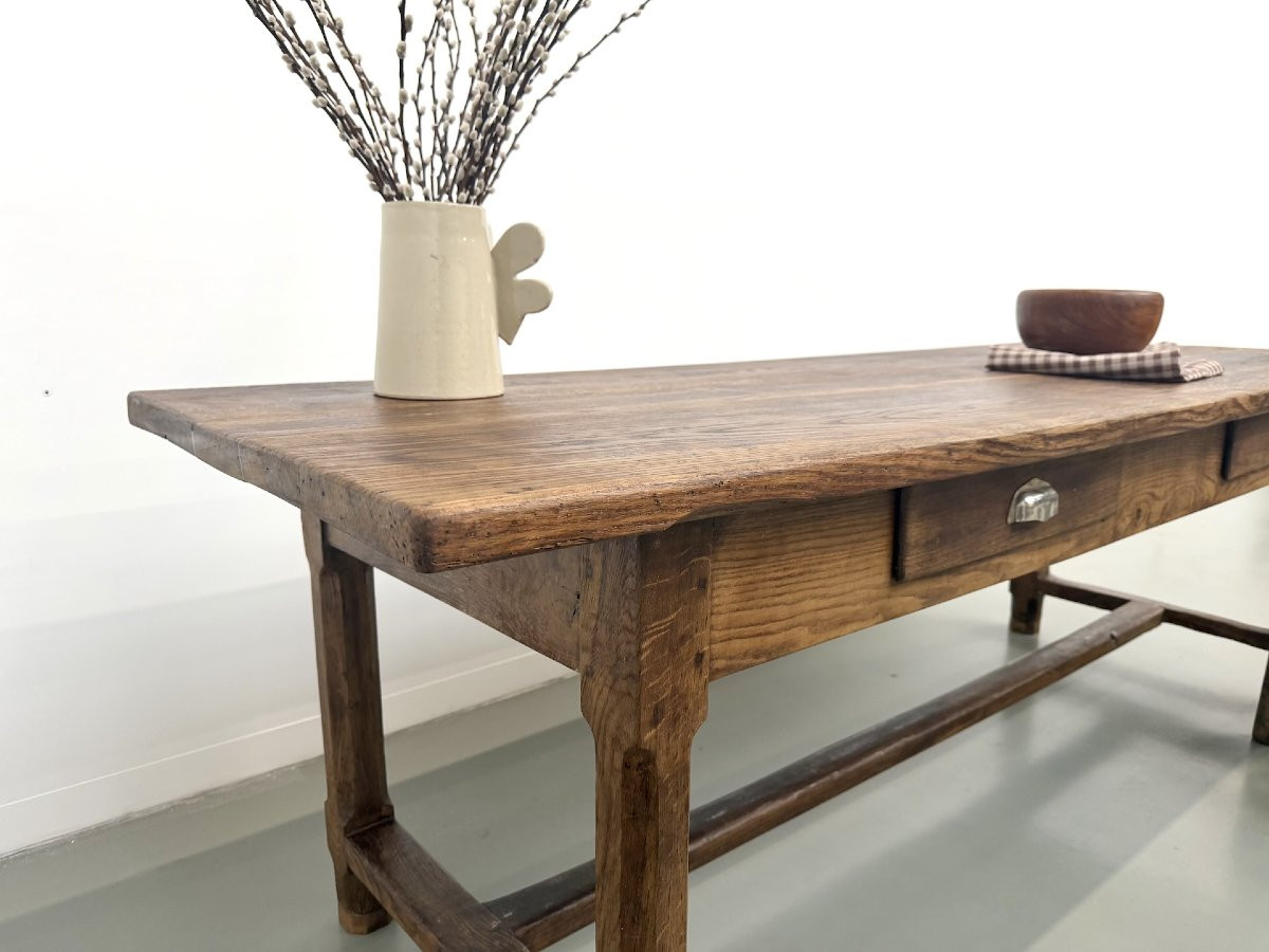 Table de ferme française authentique de 1890 en chêne massif à deux tiroirs-photo-4