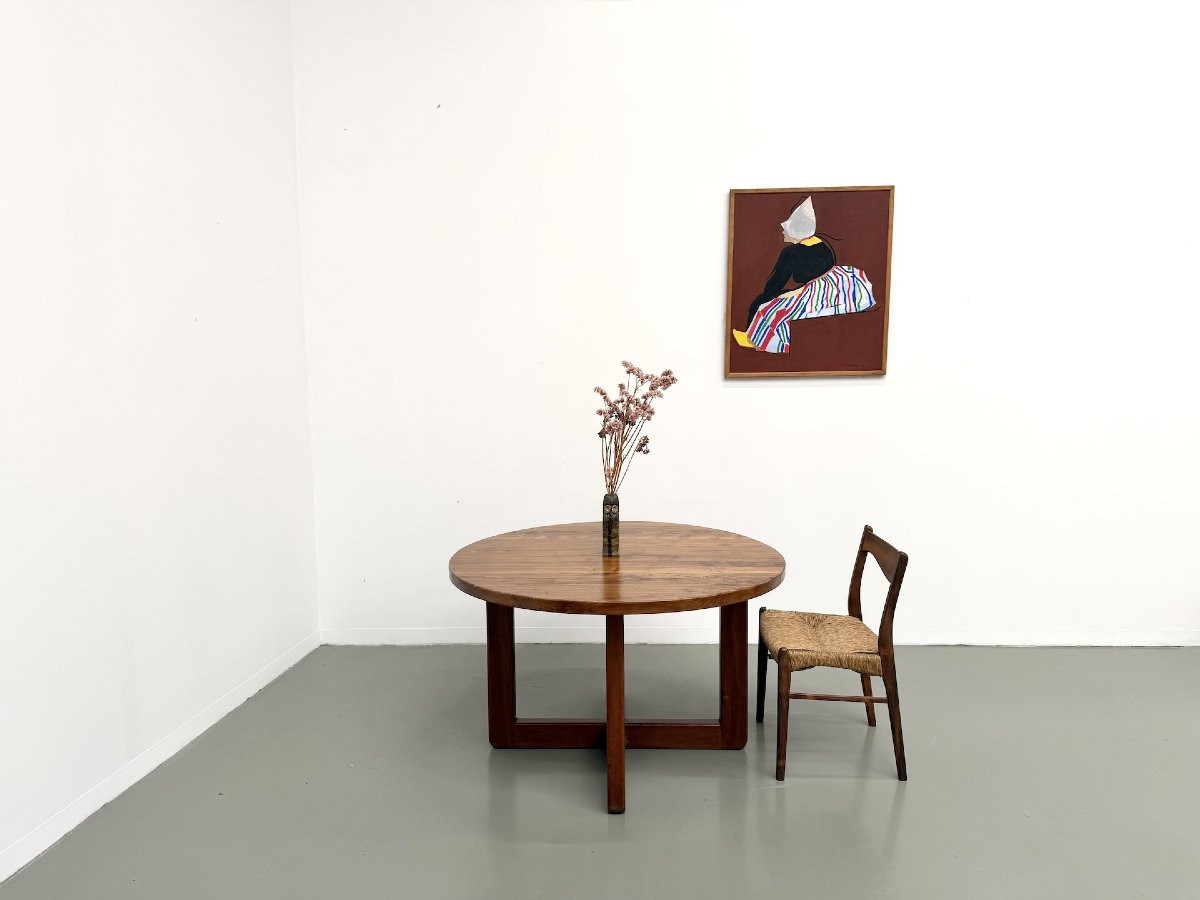 Table ronde moderniste en orme massif, piètement croisé, DLG Perriand, Chapo, années 50-60-photo-3