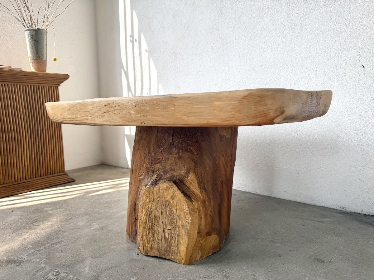 Organic Brutalist Coffee Table In Solid Cedar, Log Pedestal, 1970s-photo-3