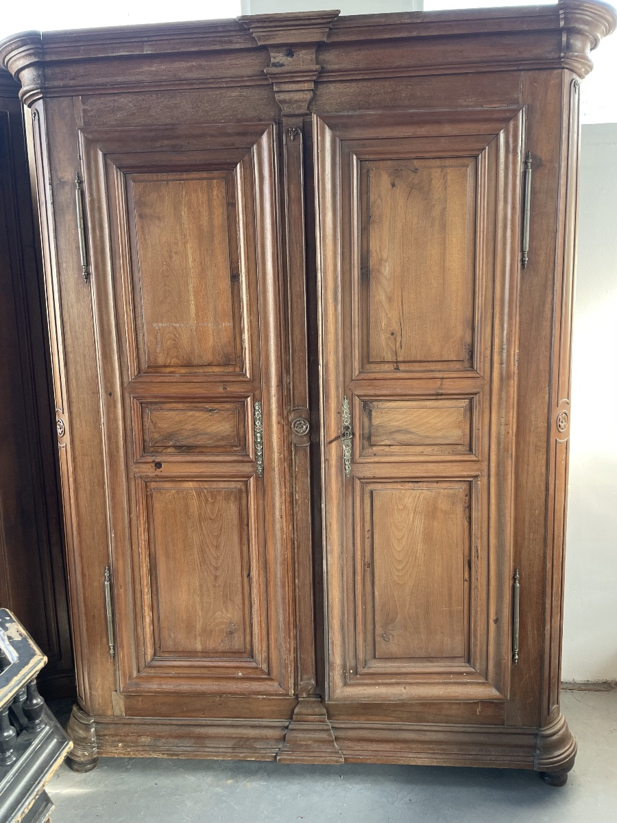 Alsatian Wardrobe