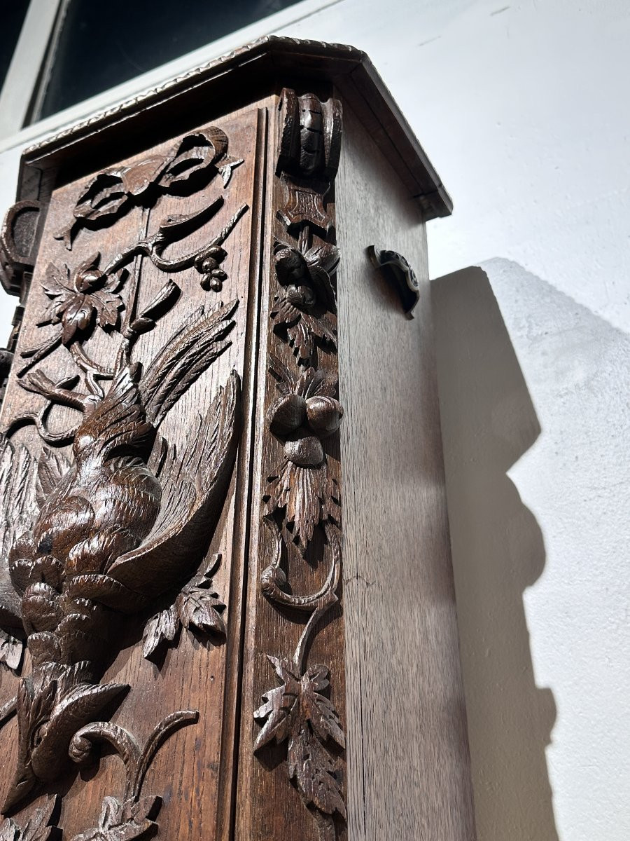 Coffre ou Huche à Pain en Chêne Sculpté – Décor de Chasse & Nature-photo-2