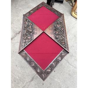 Table Mouchoir en Bois Sculpté - XIXe Siècle