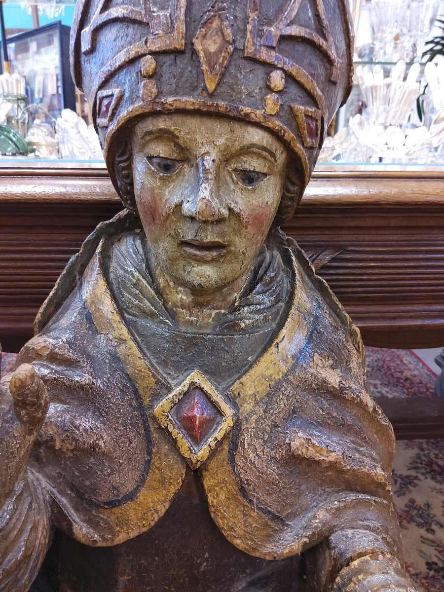 18th Century Carved Wooden Bishop -photo-4
