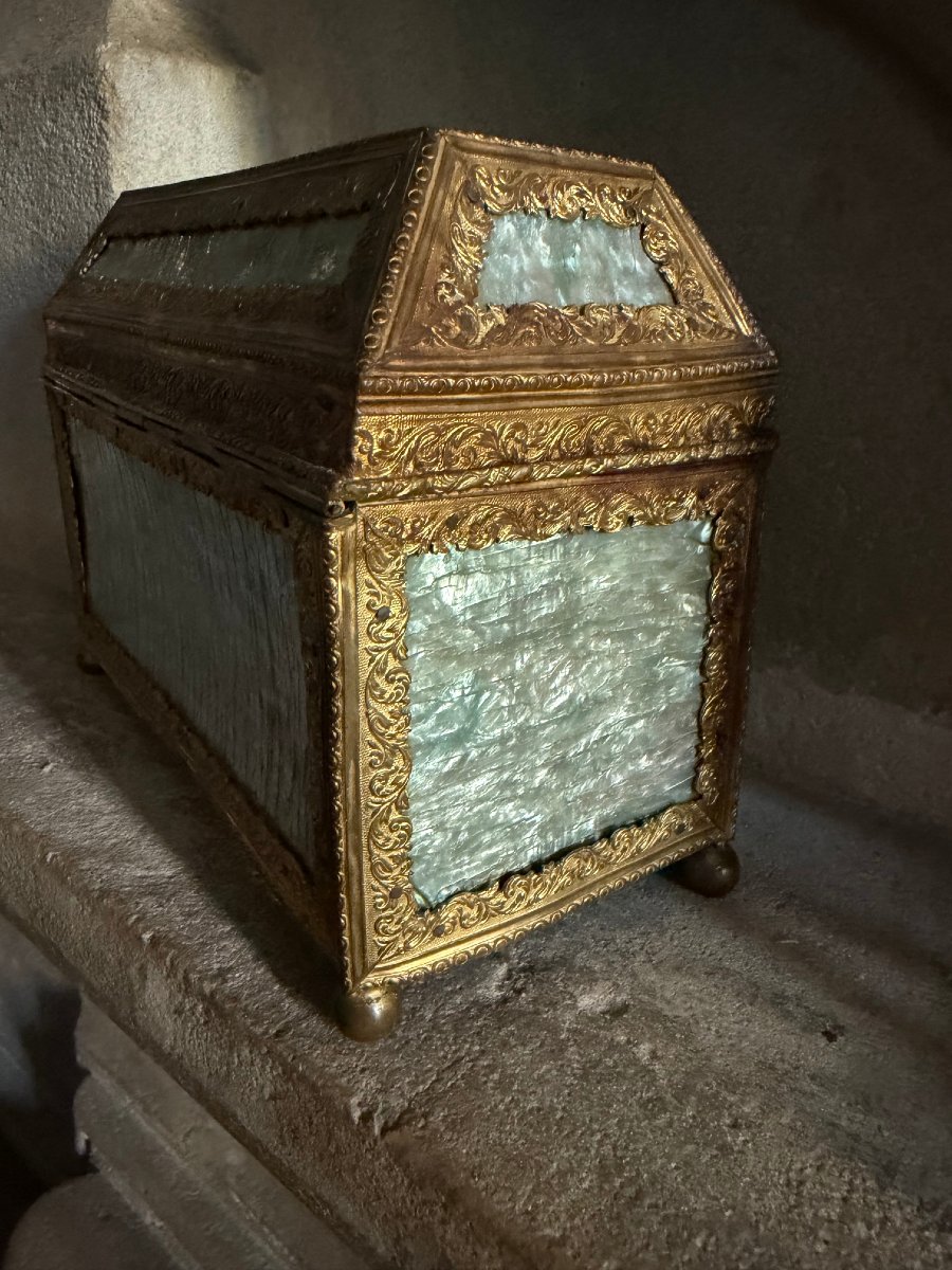 Epoque Restoration Jewelry Box-photo-3