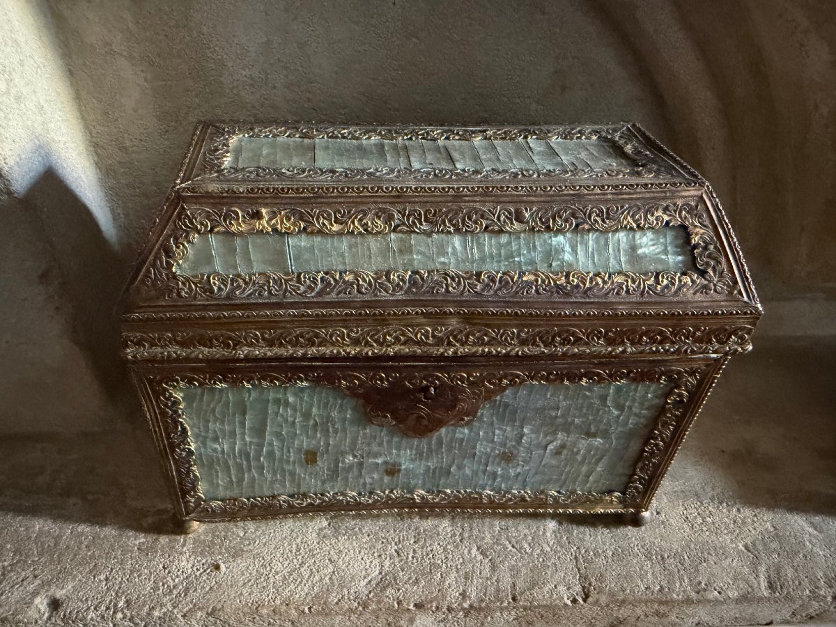 Epoque Restoration Jewelry Box-photo-1