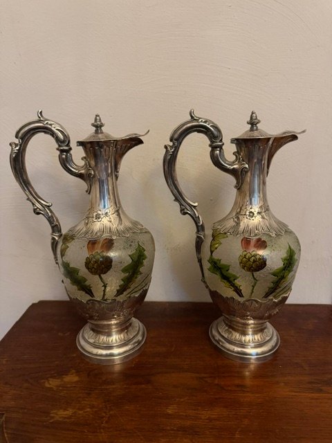 Paire d'aiguières en verre  1900