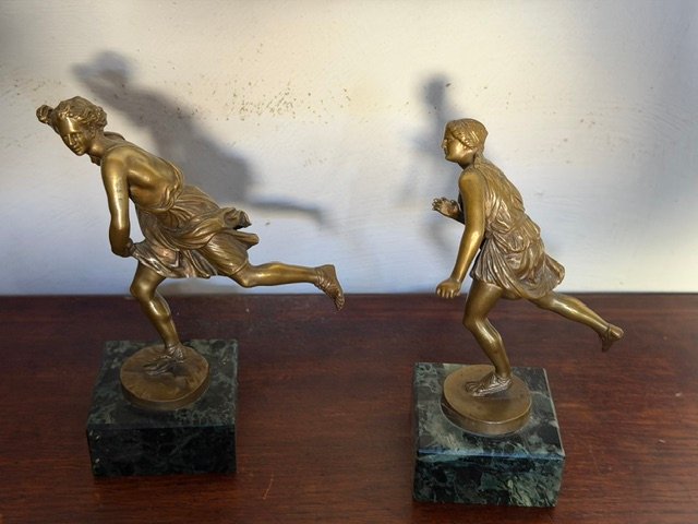 Suite de deux bronzes Hippomène et Atalante BARBEDIENNE Fondeur.-photo-2