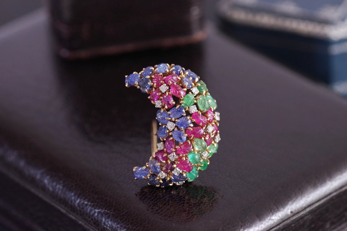 Art Deco Tutti Frutti Clip Brooch In Platinum And Gold, Crescent Moon, Sapphire, Ruby, Emerald-photo-4