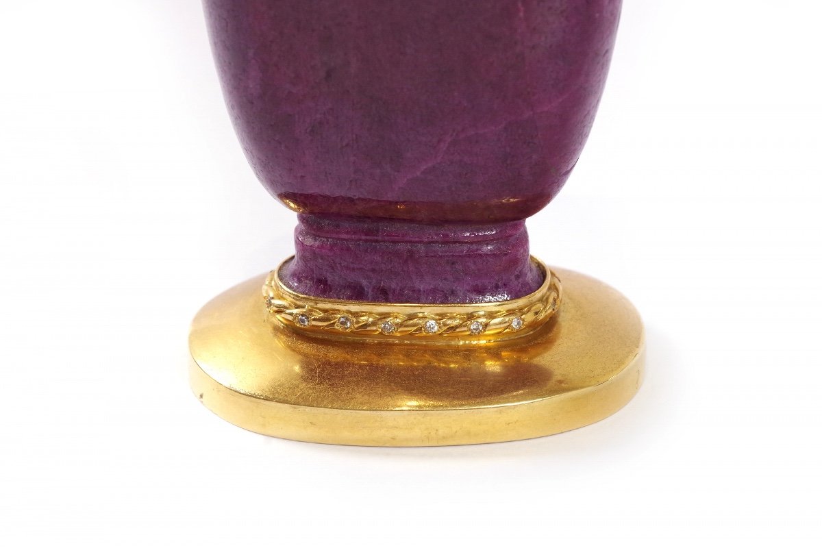 Small Ruby Diamond Gold Bottle Vase With 18k Yellow Gold Setting, Modern Flask, Urn, Bottle-photo-1