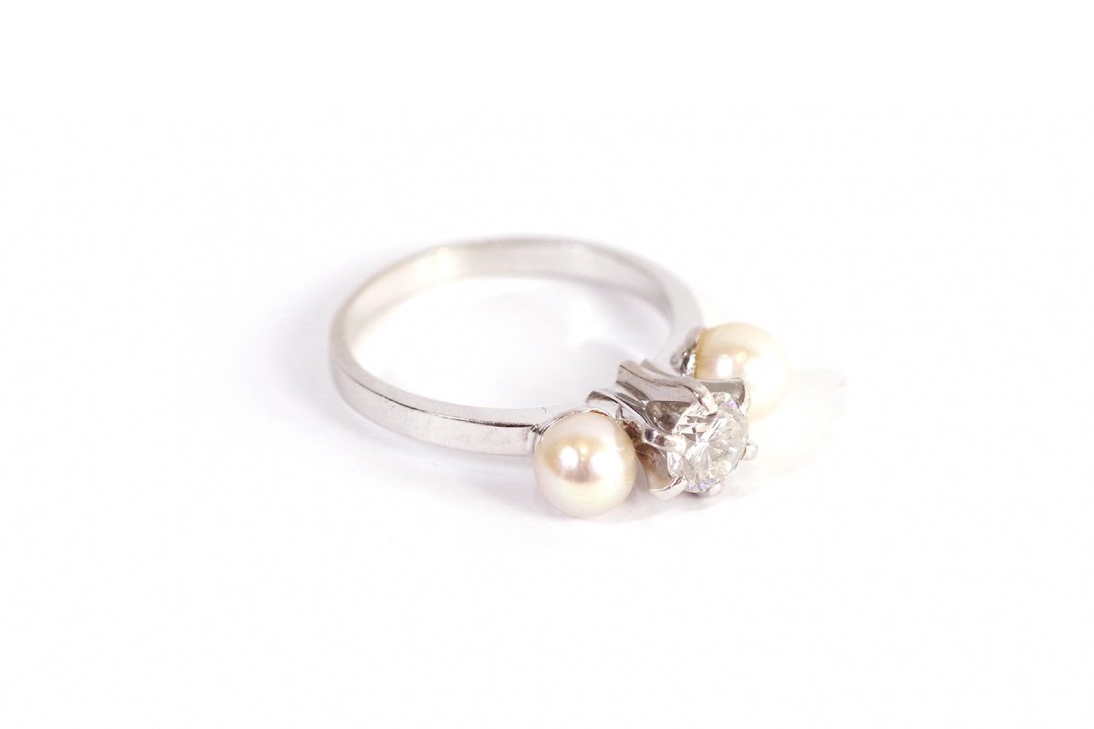 Diamond Pearl Trilogy Ring In 18 Karats White Gold, Vintage Ring, Wedding Ring, Cultured Pearls-photo-2