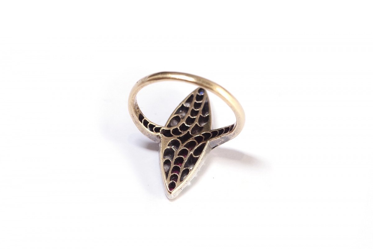 Patriotic Marquise Ring In 18 Karat Gold, Ruby, Sapphires, Sports-related Jewelry Paris 2024-photo-1