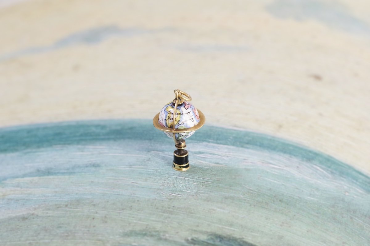 Pendentif Globe Terrestre Ancien En Or 18k, Charm's Globe Ancien, Pendentif Ancien, Mappemonde-photo-3