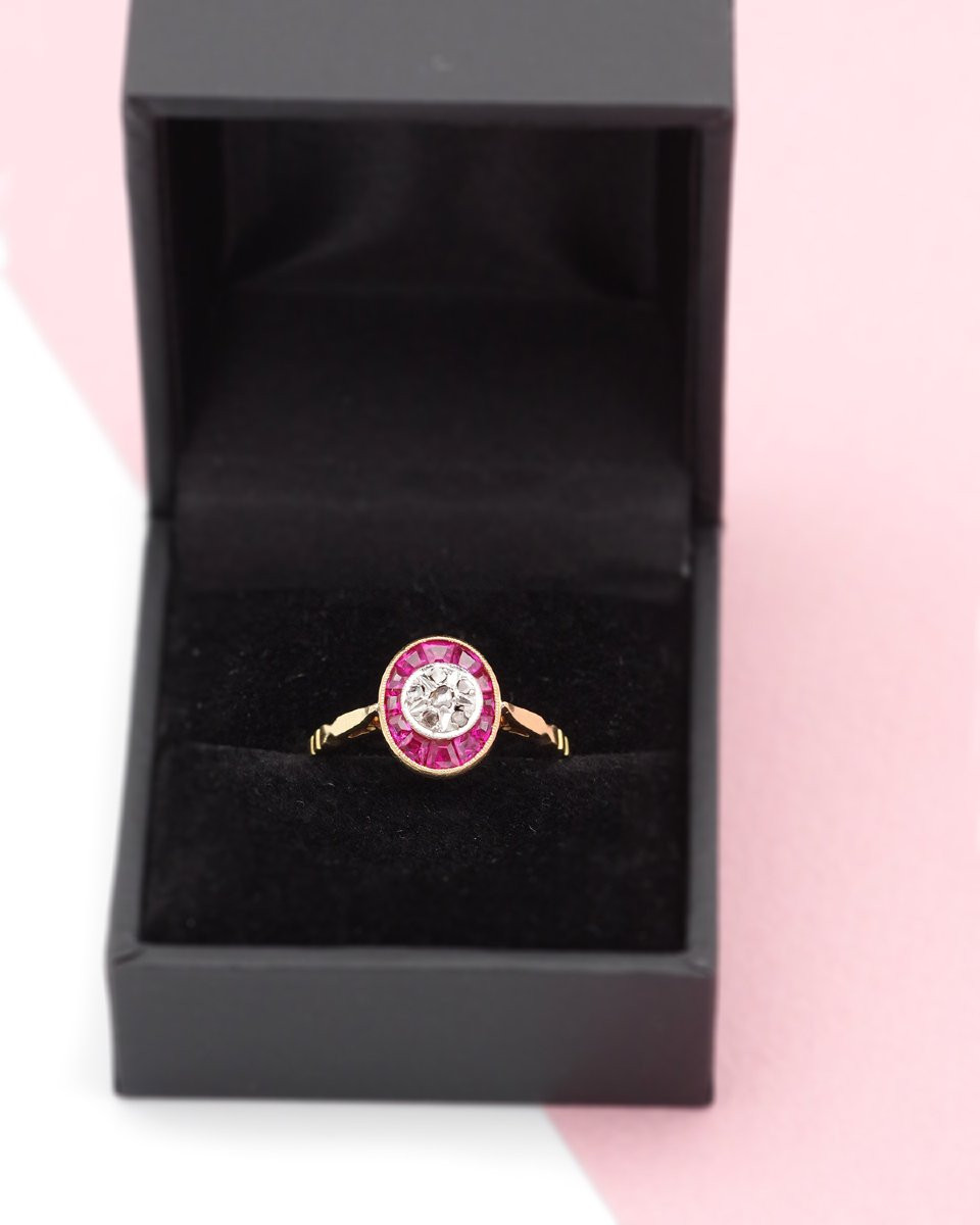 Art Deco French Oval Ring From Edwardian Period, Rubies And Diamonds,18k Gold And Platinum -photo-2