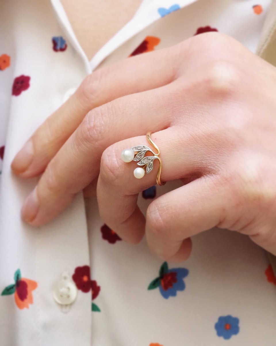 Art Nouveau Pearl Ring In 18k Gold And Platinum, Edwardian Ring, You And Me Ring, Flowers-photo-1
