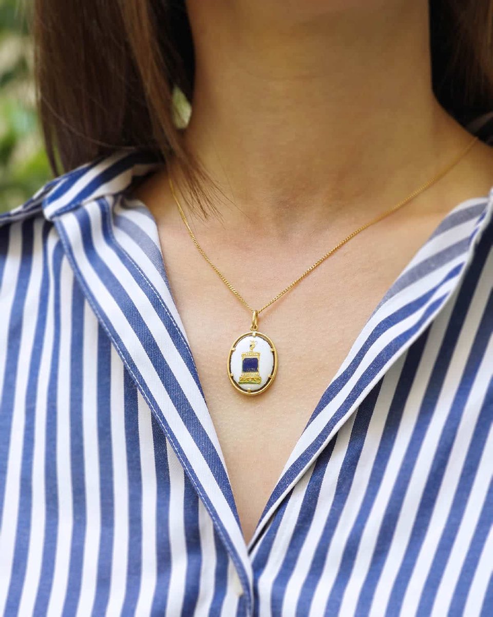 Sentimental French Friendship Pendant In Enamel And 18 Karat Gold, Mourning, Souvenir-photo-2