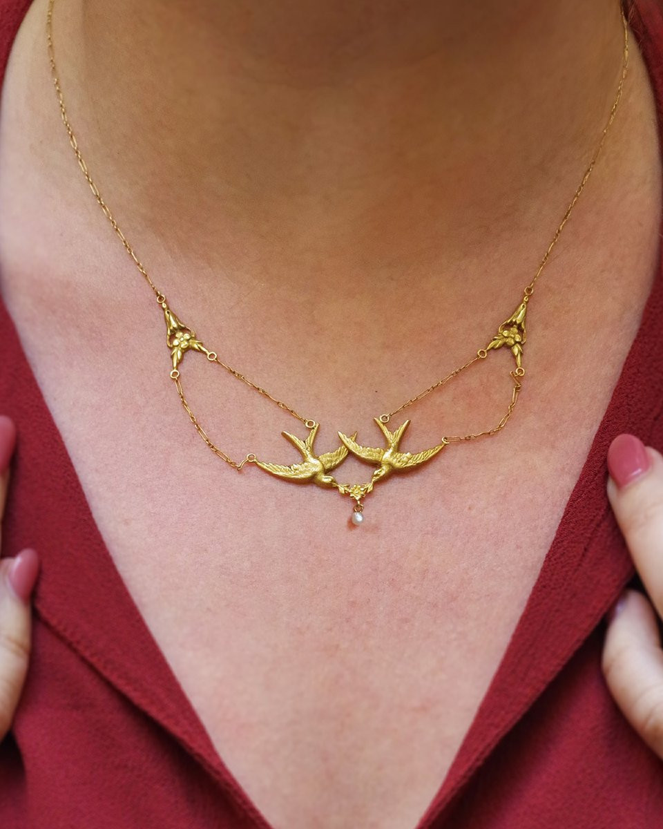 Swallows Art Nouveau French Necklace In 18k Gold, Natural Pearls Birds Drapery Necklace-photo-2
