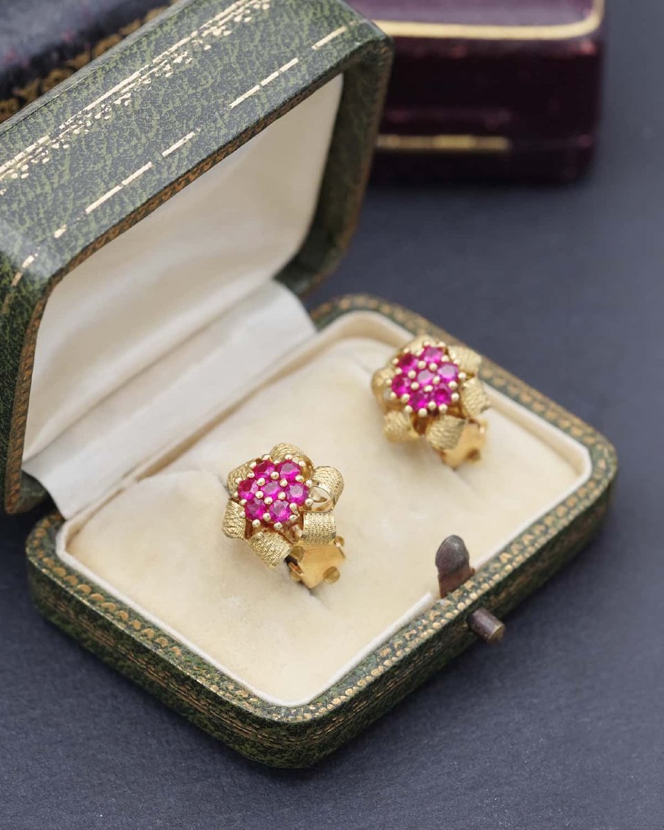 Vintage Ruby Flowers Clip-on Earrings In 18k Gold, Spain Retro Earrings, Synthetic Rubies-photo-3