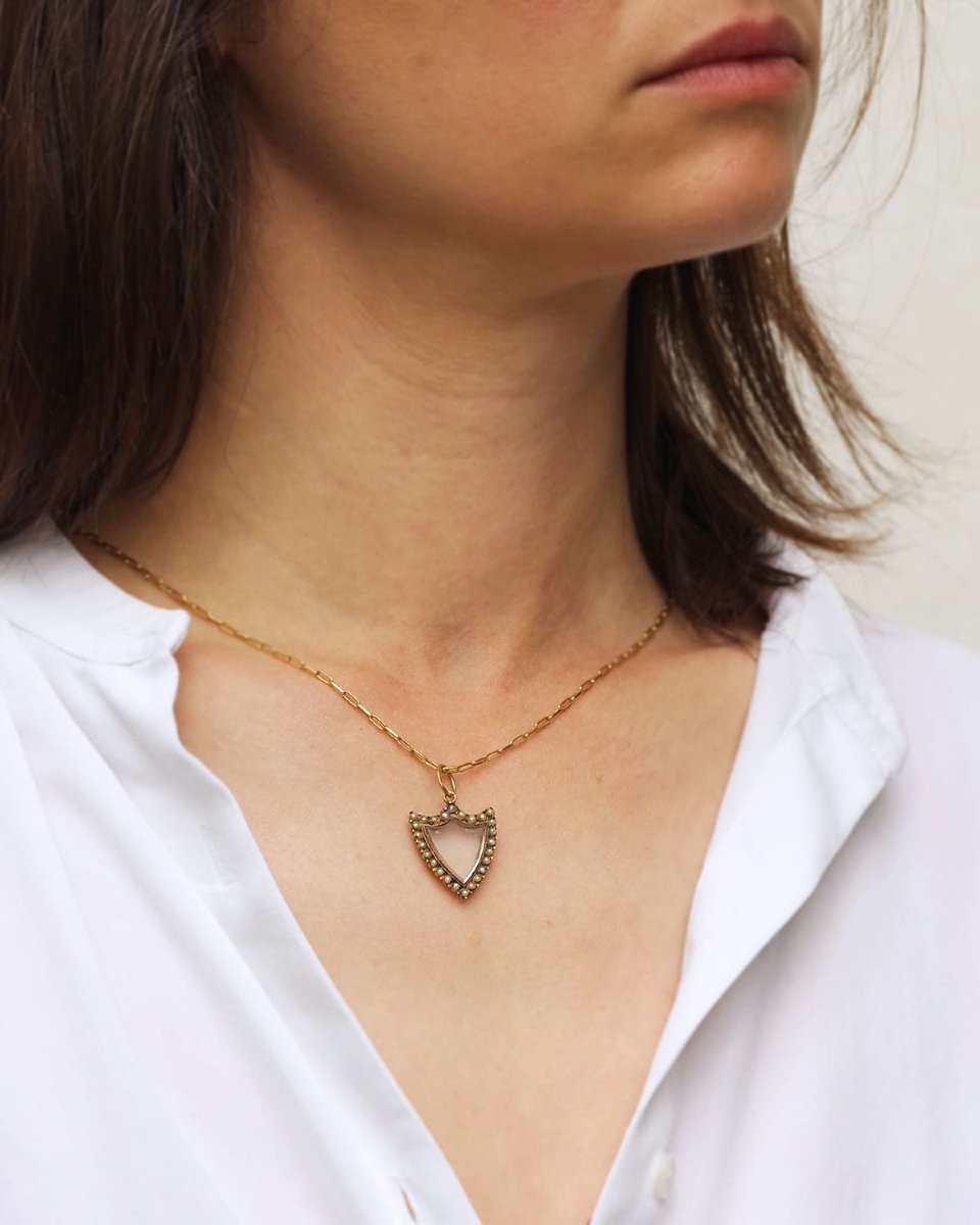 French Georgian Antique Shield Locket In 18k Gold, With Natural Pearl Pendant, Napoleon 1st-photo-3