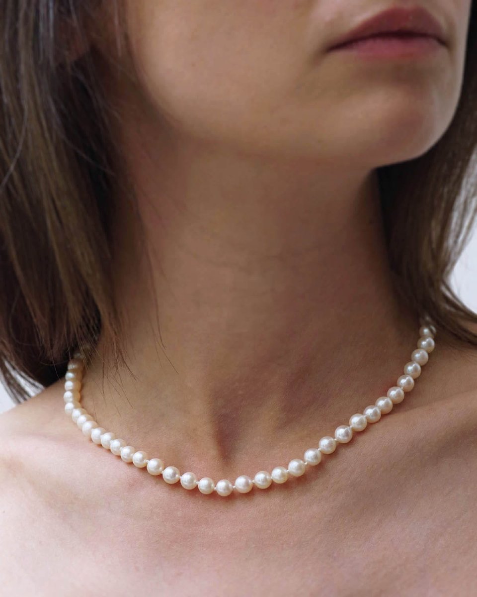 Jka Cultured Pearl Necklace With 18 Karat Gold Clasp, 6mm Diameter, Kohle & Co-photo-4