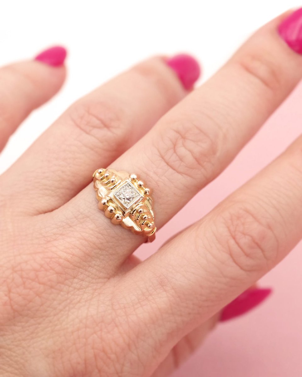 Retro Solitaire Ring With 18 Karat Gold Beads, Retro French Diamond Ring, Vintage Ring -photo-1