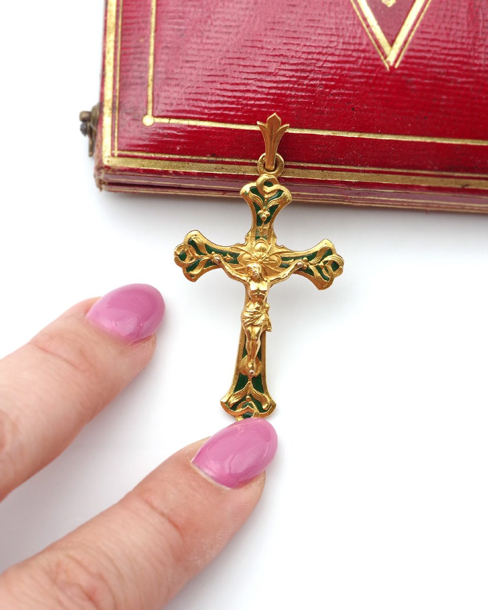 Art Nouveau Enameled Cross Pendant In 18k Gold, Mistletoe, Gold Enamel-photo-3