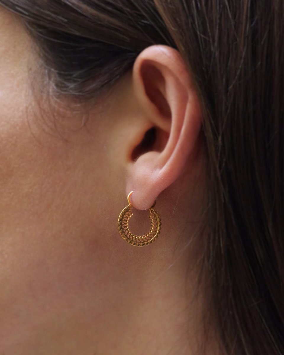 Créoles facettées anciennes en or jaune 18k, Boucles d'oreille crantée en or-photo-2