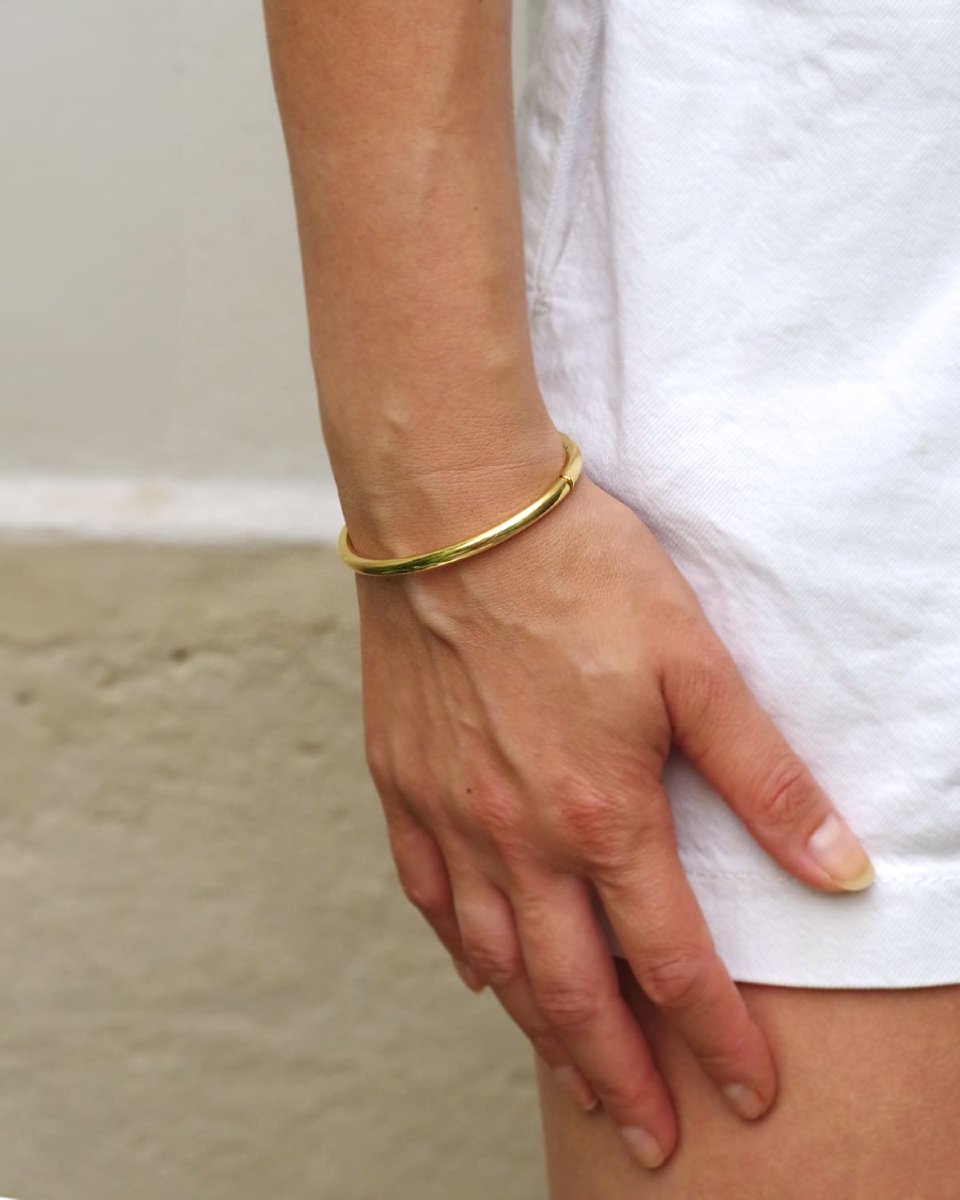 Bracelet jonc vintage en or creux 18k, jonc en or d'occasion, bijou vintage, bijou Paris-photo-1