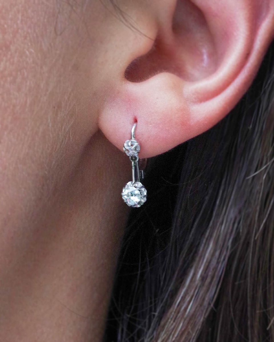 Dormeuses diamants 0.40 ct en or blanc 18k, boucles d'oreille Art Deco, bijou ancien-photo-3