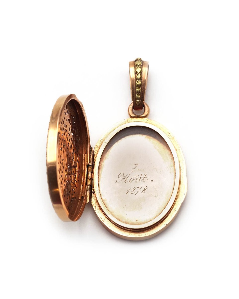 Grand médaillon Napoléon III en or 18 karats, Pendentif ouvrant, or repercé, ajouré-photo-4