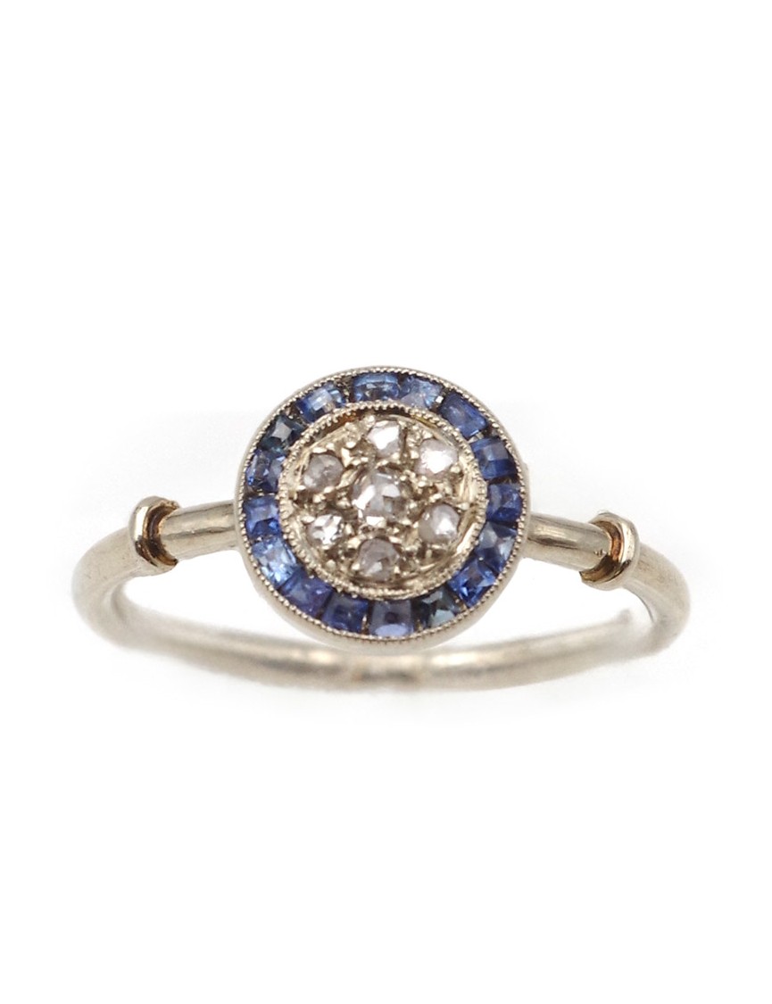 Art Deco Circular Sapphire Ring in 18k White Gold And Platinum, Round Art Ring