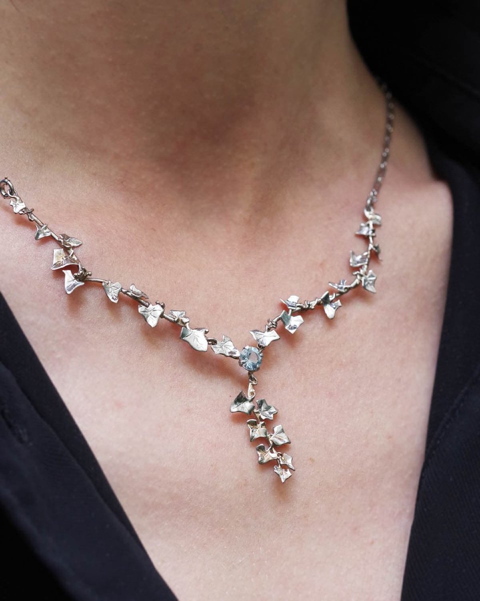 Ivy Art Nouveau Aquamarine Necklace In 18k Gold And Platinum, Antique Sentimental Necklace-photo-2