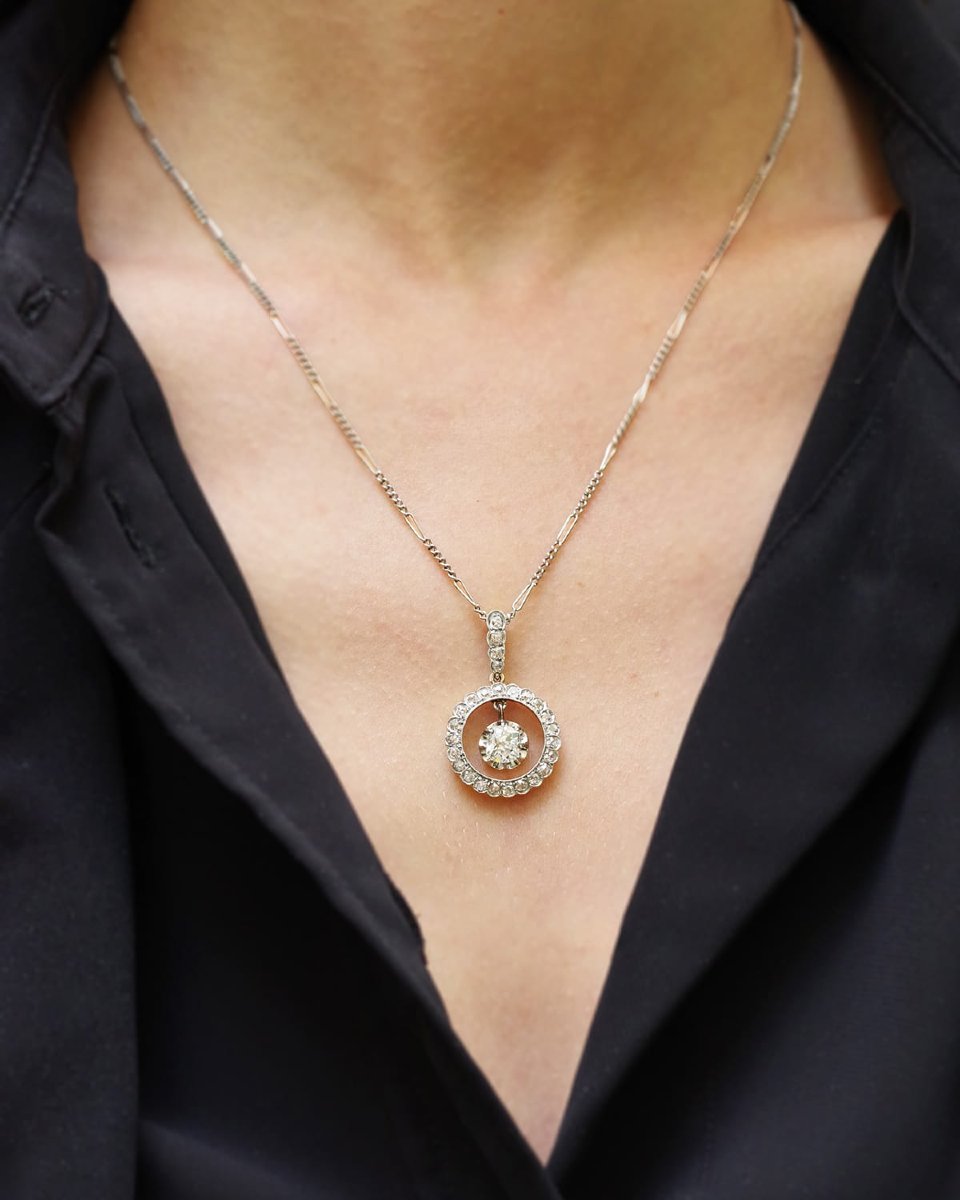 Edwardian Diamond Circular Pendant In 18k Gold And Platinum, Belle Epoque White Diamond Pendant-photo-1
