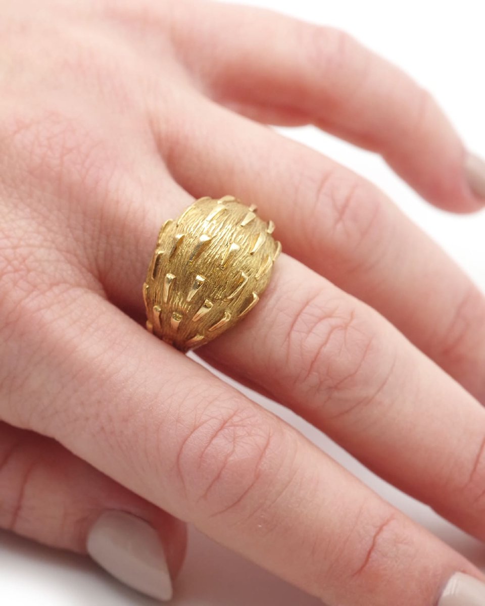 Bague jonc dôme texturée en or 18 karats, 1960, bague bombée, bijou vintage-photo-2