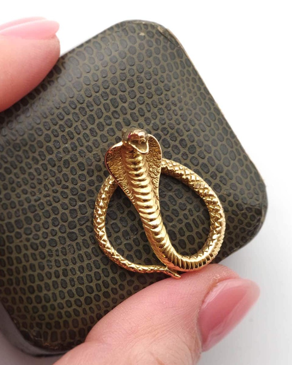 Vintage Cobra Snake Pendant In 18 Karat Gold, Solid Gold, Ruby 