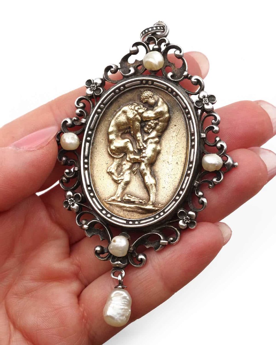 Neo-renaissance Jules Wiese Pendant With Hercules And Nemean Lion, Archaeological Revival Jewel-photo-1