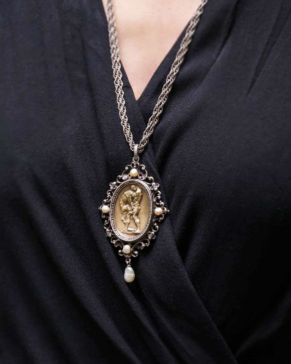 Neo-renaissance Jules Wiese Pendant With Hercules And Nemean Lion, Archaeological Revival Jewel-photo-4