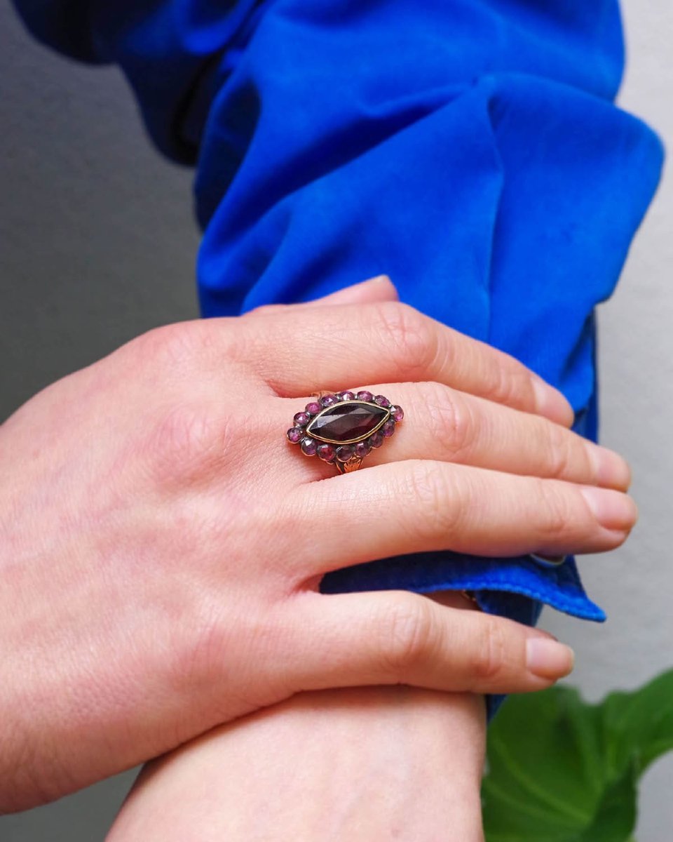 French Victorian Perpignan Garnet Regional 18k Gold Ring -photo-2