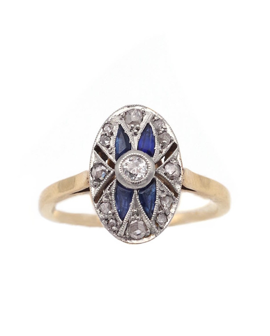 Bague Art Deco ovale saphirs en or 18 karats et platine 