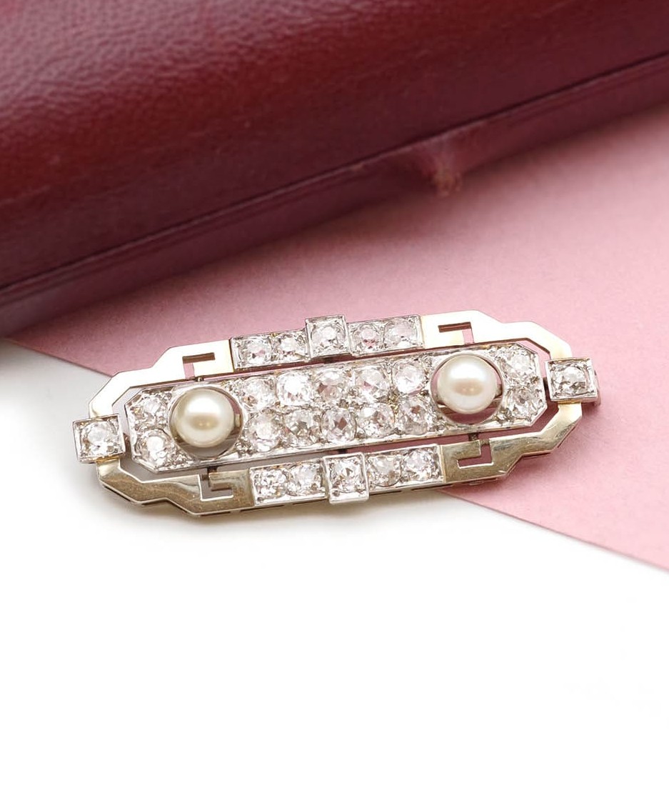 Art Deco Diamond And Pearl Brooch In 18k White Gold 