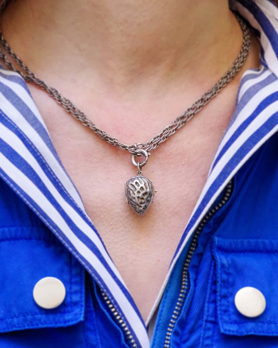 Pendentif médaillon amande ouvrant en argent doré -photo-3