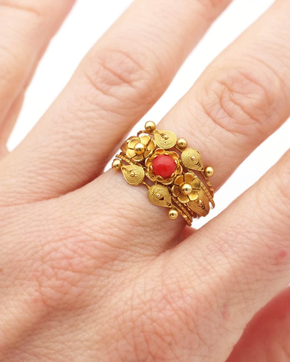 Filigree Secret Puzzle Ring In 18 Karat Gold Filigree Flower Puzzle Ring -photo-3