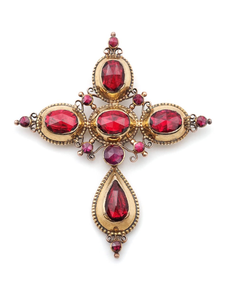 Pendentif croix badine grenats de Perpignan en or 18 karats, religieux-photo-4
