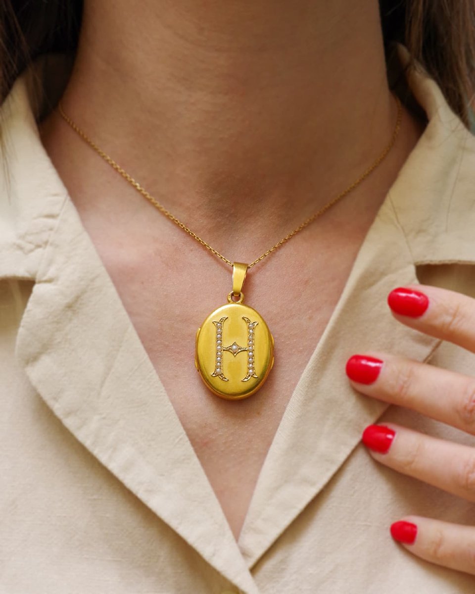 Grand médaillon lettre H en or 18 karats, pendentif cassolette -photo-3