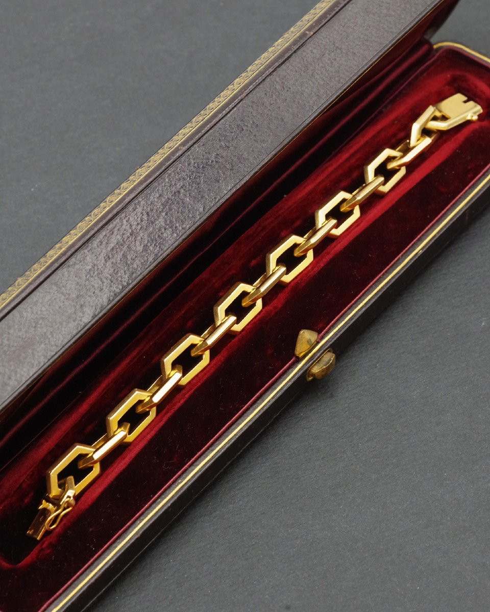 French Vintage Solid Gold Beveled Bracelet In 18k Gold-photo-1