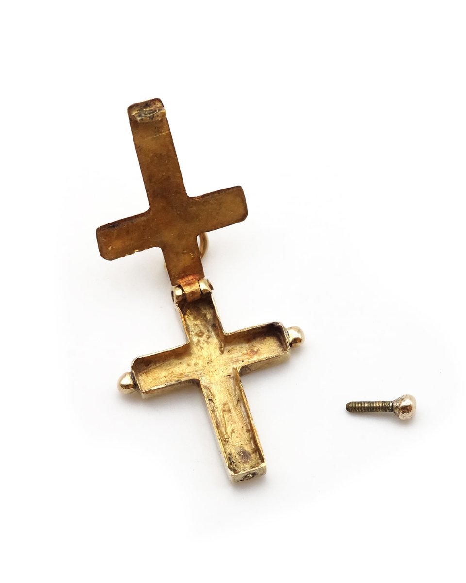 Reliquary Cross Pendant In 18 And 14 Karat Gold-photo-2