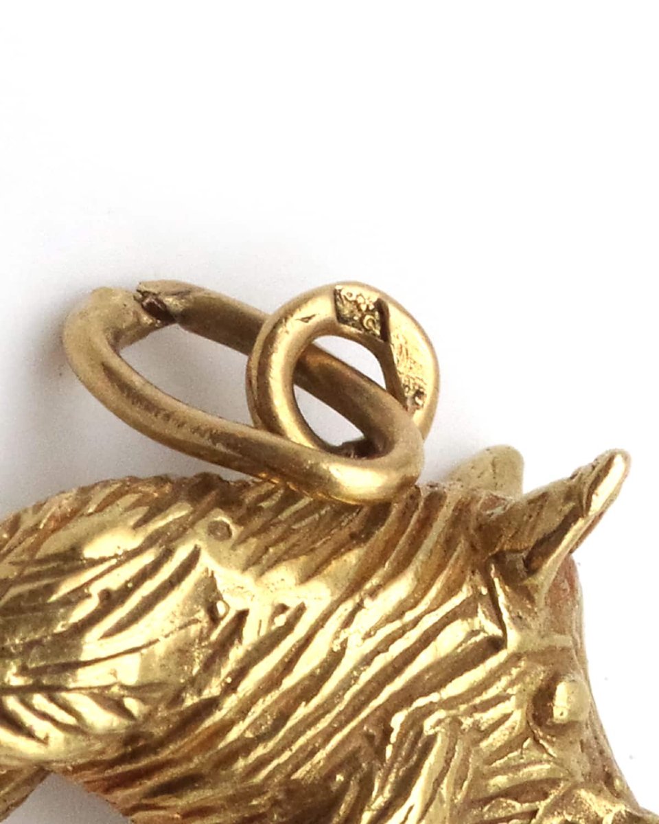 Charm pendentif sanglier en or 18 karats, Mellerio dits Meller -photo-1