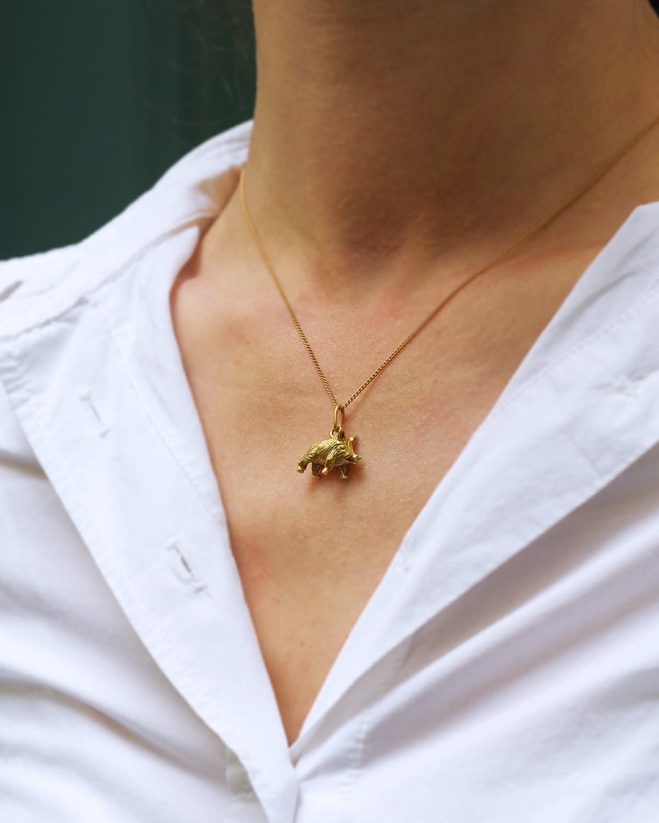 Charm pendentif sanglier en or 18 karats, Mellerio dits Meller -photo-3